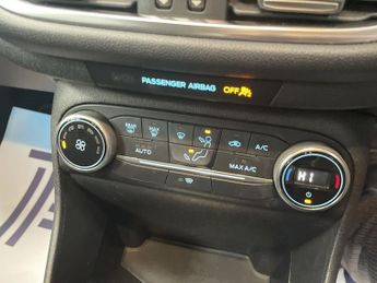 FORD FIESTA 1.0T EcoBoost Titanium Hatchback 5dr Petrol Manual Euro 6 (s/s) 