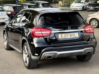 MERCEDES-BENZ GLA 2.1 GLA220d AMG Line (Premium) SUV 5dr Diesel 7G-DCT 4MATIC Euro