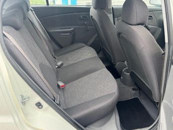 KIA RIO 1.4 Hatchback 5dr Petrol Manual (139 g/km, 95 bhp)