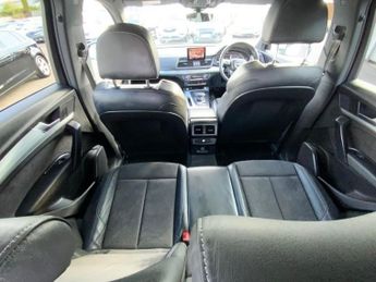 AUDI Q5 2.0 TDI 40 S line SUV 5dr Diesel S Tronic quattro Euro 6 (s/s) (