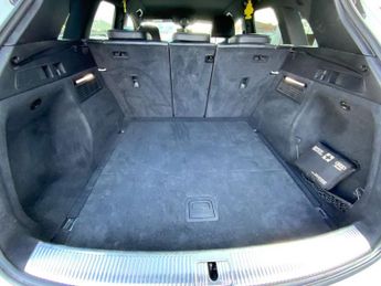 AUDI Q5 2.0 TDI 40 S line SUV 5dr Diesel S Tronic quattro Euro 6 (s/s) (