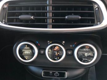 FIAT 500X 1.6 MultiJetII Cross SUV 5dr Diesel DCT Euro 6 (s/s) (120 ps)