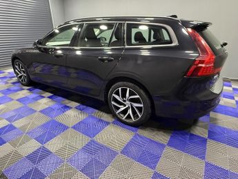 VOLVO V60 2.0 D3 Momentum Plus Estate 5dr Diesel Auto Euro 6 (s/s) (150 ps