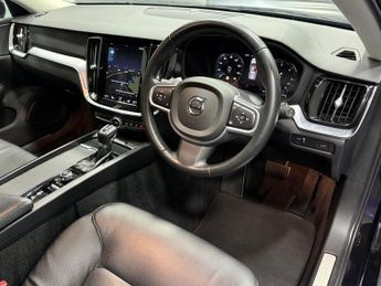 VOLVO V60 2.0 D3 Momentum Plus Estate 5dr Diesel Auto Euro 6 (s/s) (150 ps