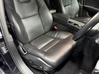 VOLVO V60 2.0 D3 Momentum Plus Estate 5dr Diesel Auto Euro 6 (s/s) (150 ps