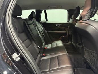 VOLVO V60 2.0 D3 Momentum Plus Estate 5dr Diesel Auto Euro 6 (s/s) (150 ps