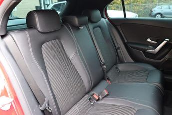 MERCEDES-BENZ A-CLASS A180D 1.5 SPORT EXECUTIVE 