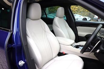 MASERATI GRECALE 2.0 MHEV MODENA 4WD