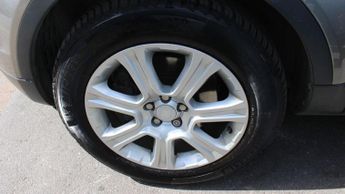 LAND ROVER RANGE ROVER EVOQUE 2.0 TD4 SE Tech SUV 5dr Diesel Auto 4WD Euro 6 (s/s) (180 ps)