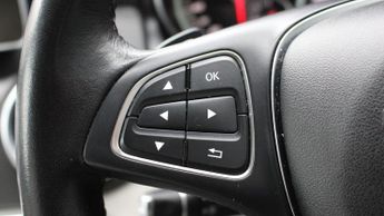 MERCEDES-BENZ GLA 1.6 GLA200 SE (Executive) SUV 5dr Petrol 7G-DCT Euro 6 (s/s) (15