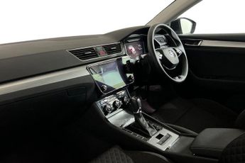 SKODA SUPERB 2.0 TDI SE Estate 5dr Diesel DSG Euro 6 (s/s) (150 ps) Front  / 