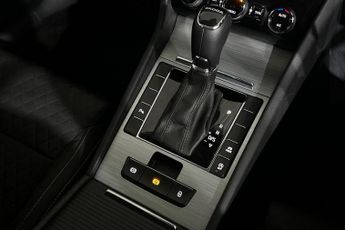 SKODA SUPERB 2.0 TDI SE Estate 5dr Diesel DSG Euro 6 (s/s) (150 ps) Front  / 