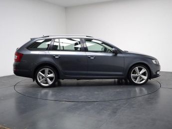 SKODA OCTAVIA 2.0 TDI Elegance Estate 5dr Diesel DSG Euro 5 (s/s) (150 ps)