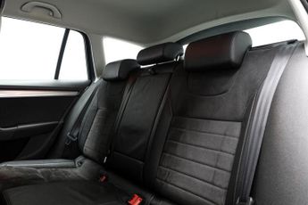 SKODA OCTAVIA 2.0 TDI Elegance Estate 5dr Diesel DSG Euro 5 (s/s) (150 ps)
