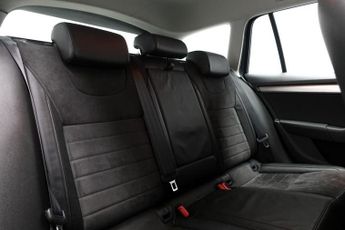 SKODA OCTAVIA 2.0 TDI Elegance Estate 5dr Diesel DSG Euro 5 (s/s) (150 ps)
