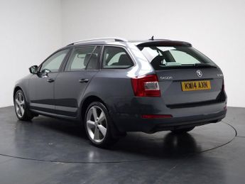 SKODA OCTAVIA 2.0 TDI Elegance Estate 5dr Diesel DSG Euro 5 (s/s) (150 ps)