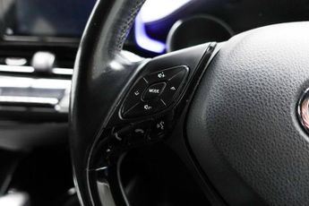 TOYOTA C-HR 1.8 VVT-h Dynamic SUV 5dr Petrol Hybrid CVT Euro 6 (s/s) (122 ps