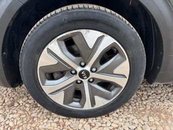KIA NIRO 64kWh 4+ SUV 5dr Electric Auto (201 bhp)