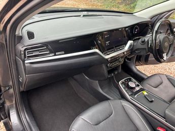 KIA NIRO 64kWh 4+ SUV 5dr Electric Auto (201 bhp)