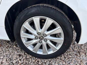 TOYOTA YARIS 1.5 VVT-h Icon Hatchback 5dr Petrol Hybrid E-CVT Euro 6 (s/s) (1