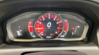 VOLVO XC60 2.0 T5 R-Design Nav SUV 5dr Petrol Auto Euro 6 (s/s) (245 ps)