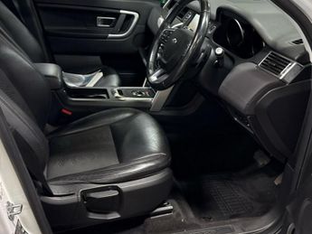 LAND ROVER DISCOVERY SPORT 2.0 TD4 SE Tech SUV 5dr Diesel Auto 4WD Euro 6 (s/s) (180 ps)