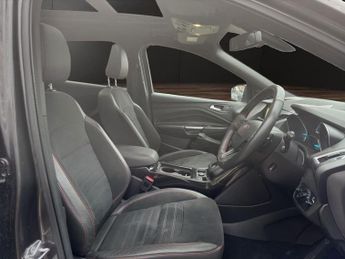 FORD KUGA 2.0 TDCi ST-Line X SUV 5dr Diesel Powershift AWD Euro 6 (s/s) (1