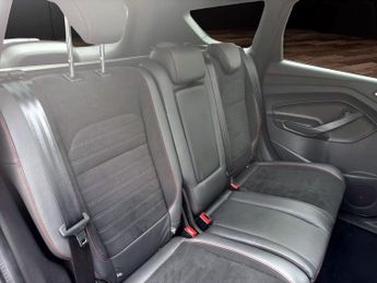 FORD KUGA 2.0 TDCi ST-Line X SUV 5dr Diesel Powershift AWD Euro 6 (s/s) (1