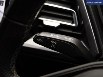 AUDI Q4 E-TRON 35 S line SUV 5dr Electric Auto 55kWh (170 ps)