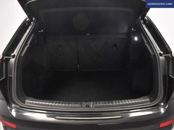 AUDI Q4 E-TRON 35 S line SUV 5dr Electric Auto 55kWh (170 ps)