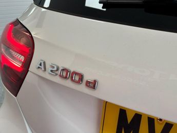 MERCEDES-BENZ A-CLASS 2.1 A200d AMG Line (Premium) Hatchback 5dr Diesel 7G-DCT Euro 6 
