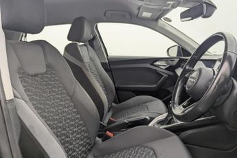 AUDI A1 1.0 TFSI 25 Sport Sportback 5dr Petrol S Tronic Euro 6 (s/s) (95