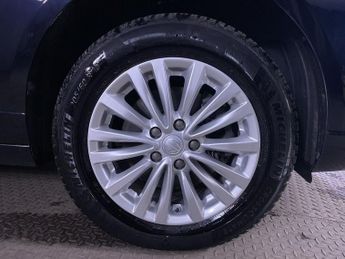 MG MG5 61.1kWh Exclusive Long Range Estate 5dr Electric Auto (156 ps)