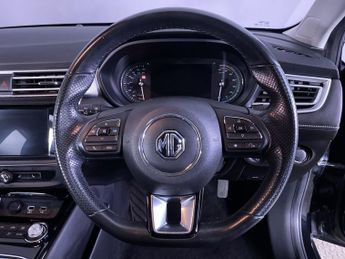 MG MG5 61.1kWh Exclusive Long Range Estate 5dr Electric Auto (156 ps)