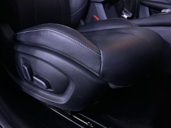 MG MG5 61.1kWh Exclusive Long Range Estate 5dr Electric Auto (156 ps)