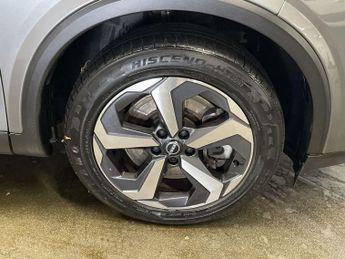 NISSAN QASHQAI 1.5 h e-POWER Acenta Premium SUV 5dr Petrol Hybrid Auto Euro 6 (