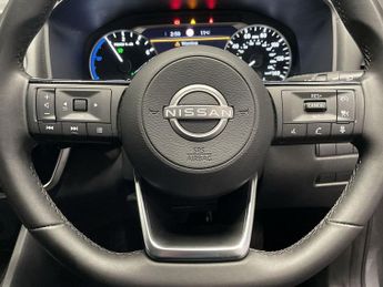 NISSAN QASHQAI 1.5 h e-POWER Acenta Premium SUV 5dr Petrol Hybrid Auto Euro 6 (