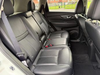 NISSAN X-TRAIL 1.6 dCi Tekna SUV 5dr Diesel XTRON Euro 6 (s/s) (130 ps)