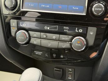 NISSAN X-TRAIL 1.6 dCi Tekna SUV 5dr Diesel XTRON Euro 6 (s/s) (130 ps)