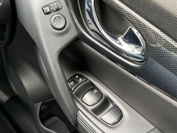 NISSAN X-TRAIL 1.6 dCi Tekna SUV 5dr Diesel XTRON Euro 6 (s/s) (130 ps)