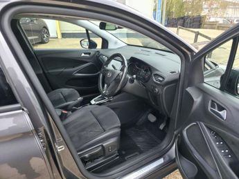 VAUXHALL CROSSLAND 1.5 Turbo D Ultimate SUV 5dr Diesel Auto Euro 6 (s/s) (120 ps)