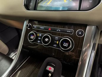 LAND ROVER RANGE ROVER SPORT 3.0 SD V6 HSE SUV 5dr Diesel Auto 4WD Euro 6 (s/s) (306 ps)