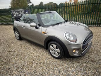 MINI Convertible 1.5 COOPER CONVERTIBLE ULEZ/COMPLIANT LOW MILES STUNNING CAR