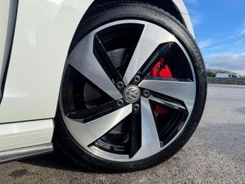 VOLKSWAGEN GOLF 2.0 TSI GTI Performance Hatchback 5dr Petrol DSG Euro 6 (s/s) (2