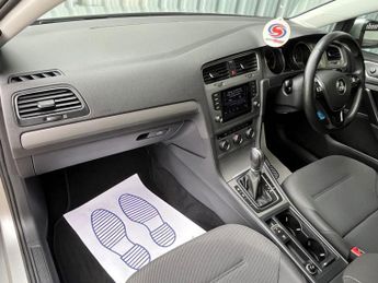 VOLKSWAGEN GOLF 1.4 TSI BlueMotion Tech SE Hatchback 5dr Petrol DSG Euro 5 (s/s)