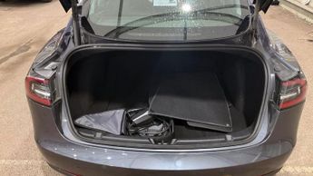 TESLA Model 3 (Dual Motor) Long Range Saloon 4dr Electric Auto 4WDE (346 ps)