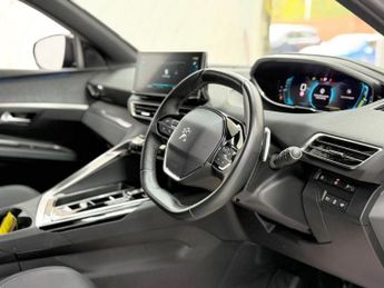 PEUGEOT 3008 1.6 13.2kWh Allure Premium + SUV 5dr Petrol Plug-in Hybrid e-EAT