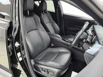 TOYOTA C-HR 1.8 VVT-h GPF Design SUV 5dr Petrol Hybrid CVT Euro 6 (s/s) (122