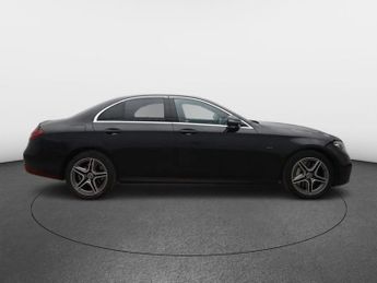 MERCEDES-BENZ E-CLASS 2.0 E300de 13.5kWh AMG Line Saloon 4dr Diesel Plug-in Hybrid G-T