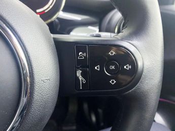 MINI HATCH 1.5 Cooper Classic Hatchback 3dr Petrol Manual Euro 6 (s/s) (136
